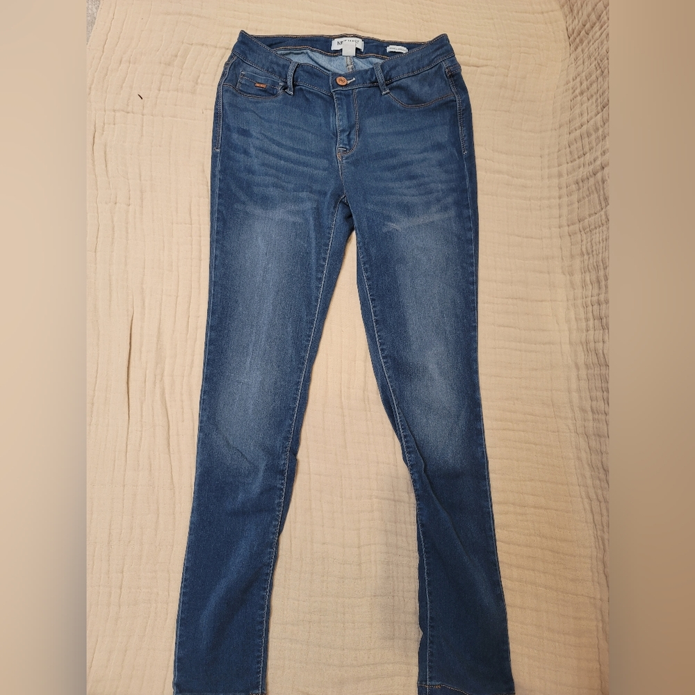Nine west jeans size 2 like new